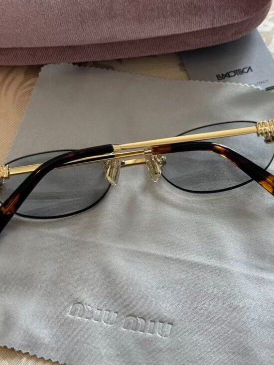 Miu Miu Rimless Oval Sunglasses Gold Frame – Worn Once - Picture 6 of 10